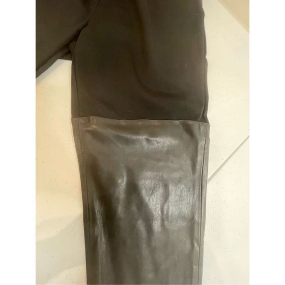 Roaman’s faux leather pants 18/20 black women’s - Picture 6 of 8